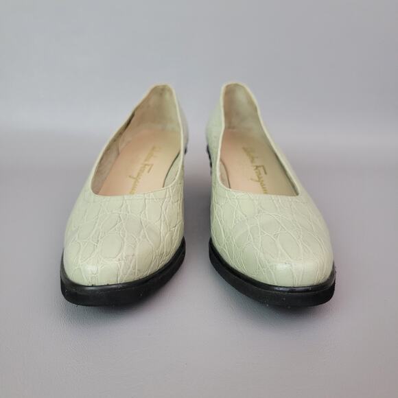 Salvatore Ferragamo Womens Wedge Flats Size 8 Narrow 2A Mint Green Croc Embossed - Picture 6 of 12